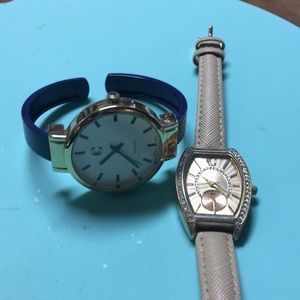 Set of 2 charming Charlie watches.